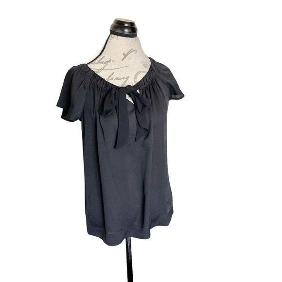 Loft Womens Blouse Size XS Black Split Neck Tied Short Sleeve Pleated Pullover - Picture 2 of 12